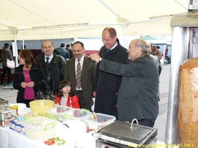 Tam boy resmi görebilmek için tıklayın