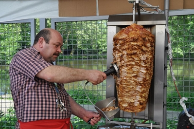 Tam boy resmi görebilmek için tıklayın