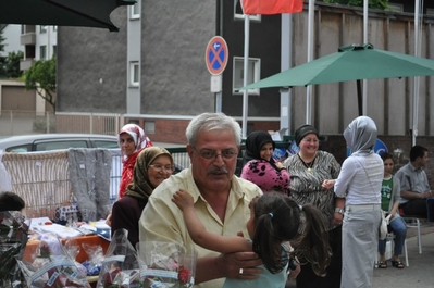 Tam boy resmi görebilmek için tıklayın