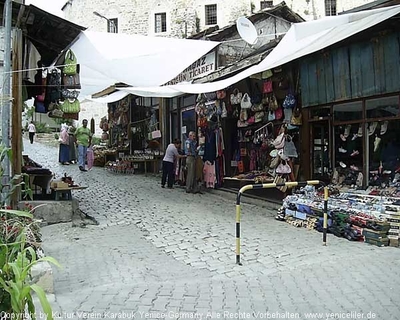 Tam boy resmi görebilmek için tıklayın