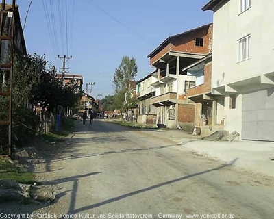 Tam boy resmi görebilmek için tıklayın