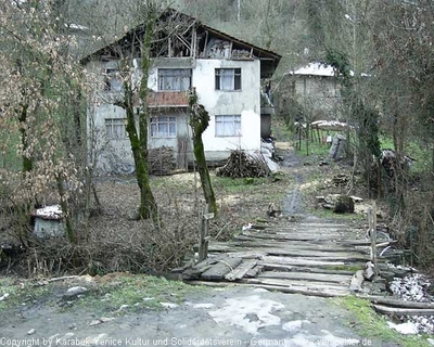 Tam boy resmi görebilmek için tıklayın