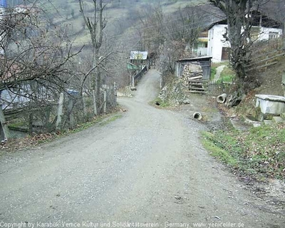 Tam boy resmi görebilmek için tıklayın