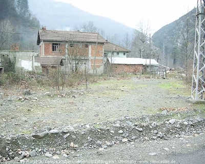 Tam boy resmi görebilmek için tıklayın