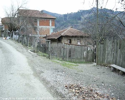 Tam boy resmi görebilmek için tıklayın