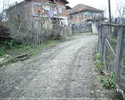 Tam boy resmi görebilmek için tıklayın