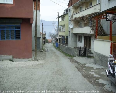 Tam boy resmi görebilmek için tıklayın