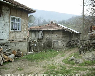 Tam boy resmi görebilmek için tıklayın